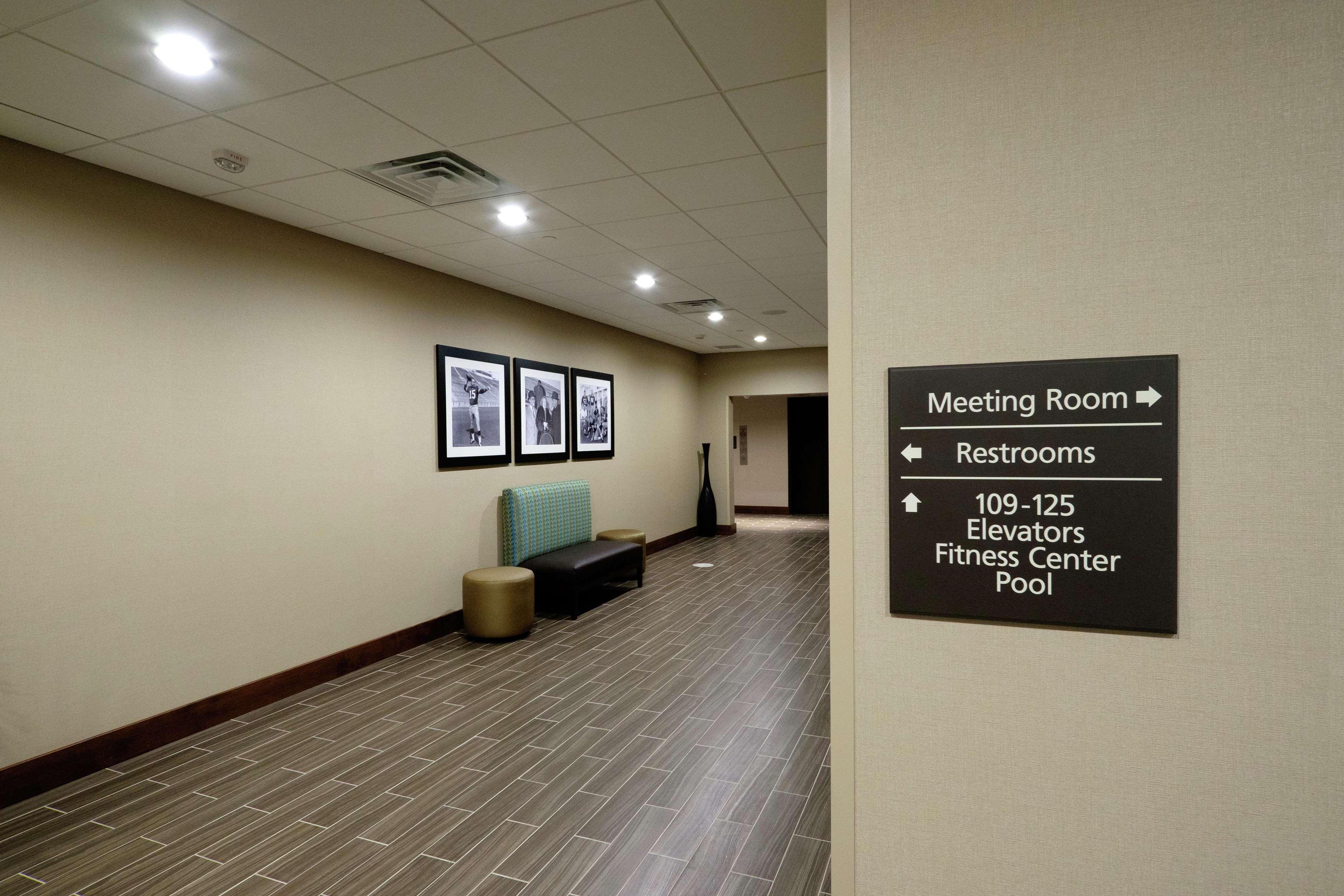 Hampton Inn Green Bay Downtown Buitenkant foto