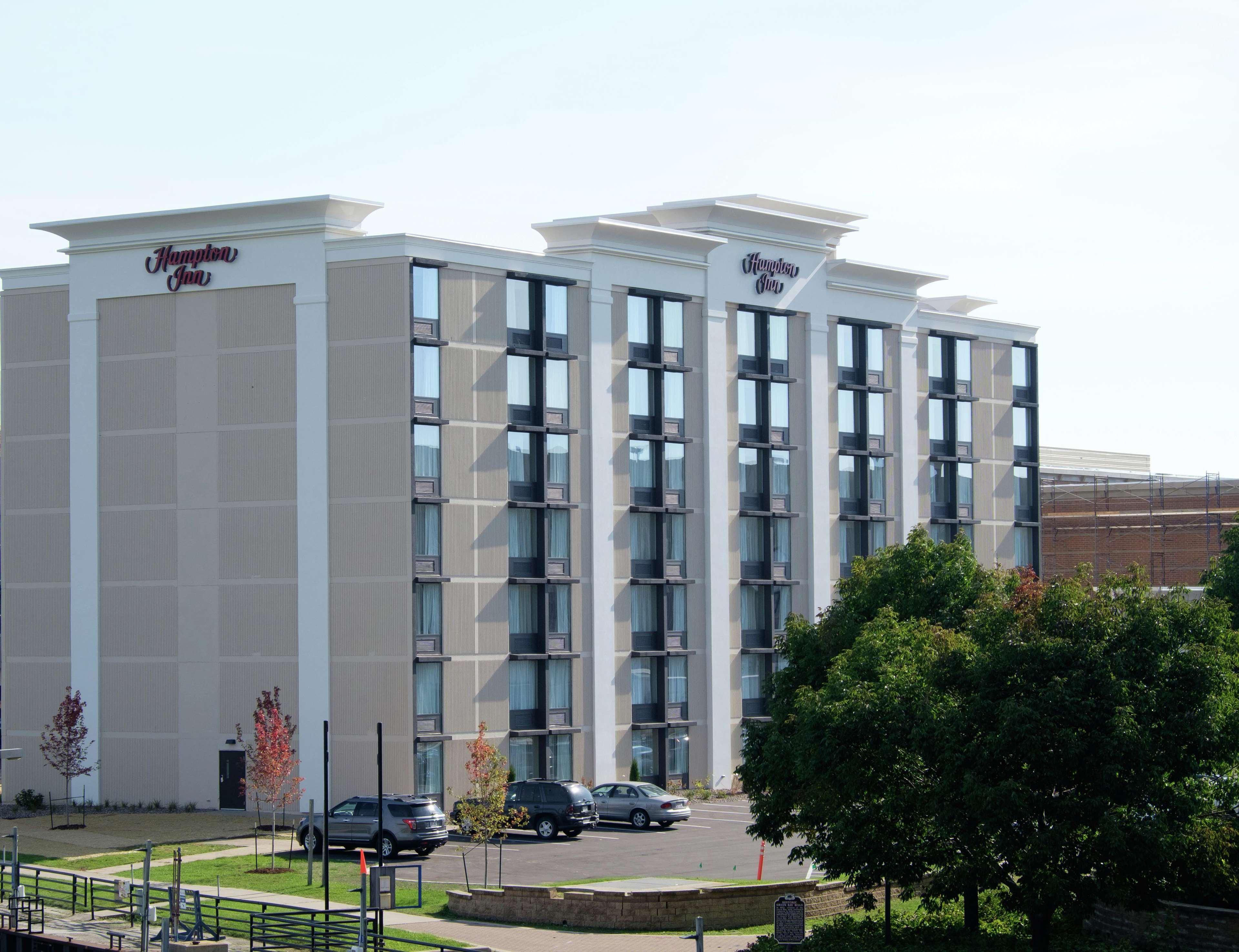 Hampton Inn Green Bay Downtown Buitenkant foto