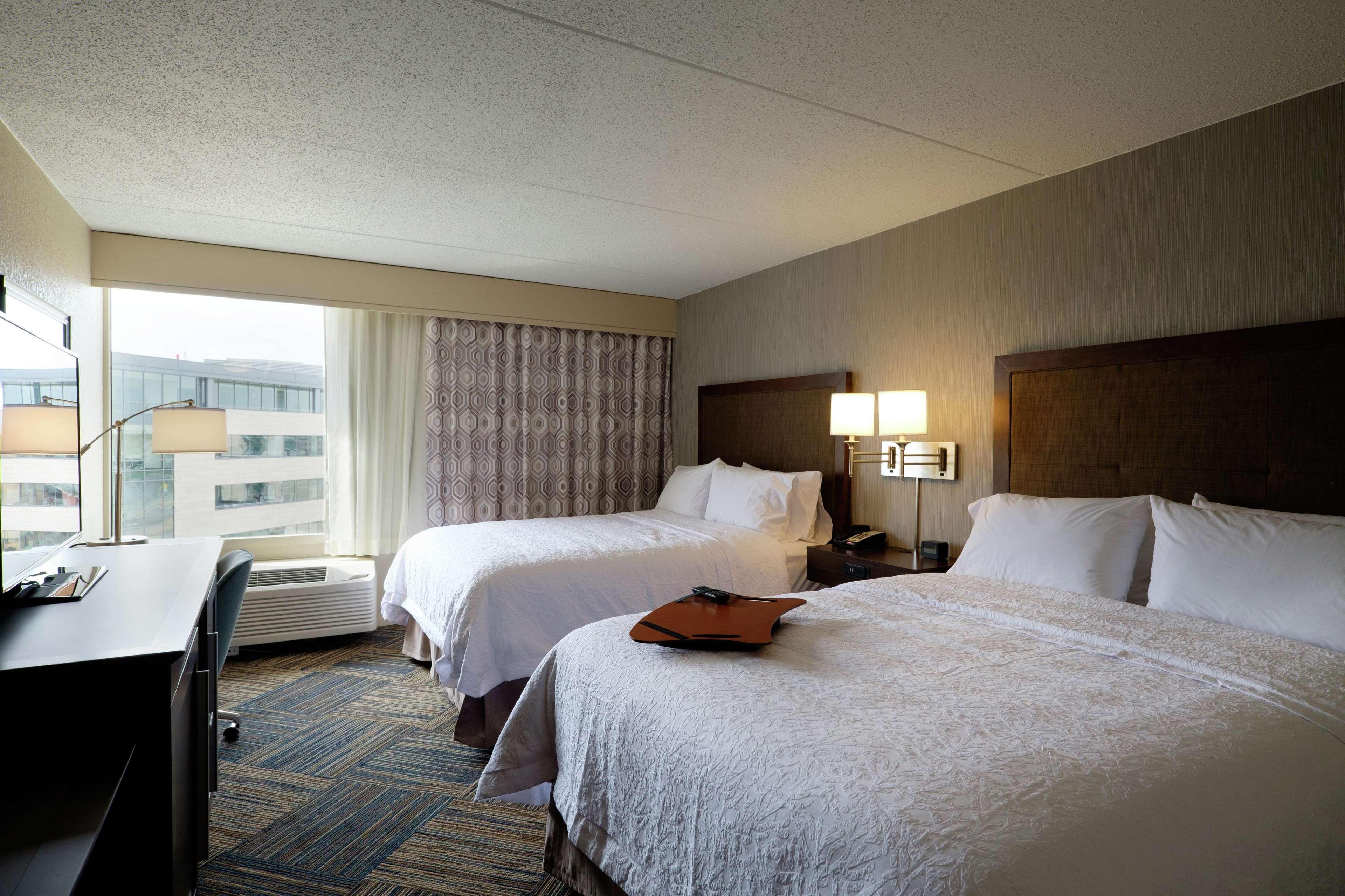 Hampton Inn Green Bay Downtown Buitenkant foto