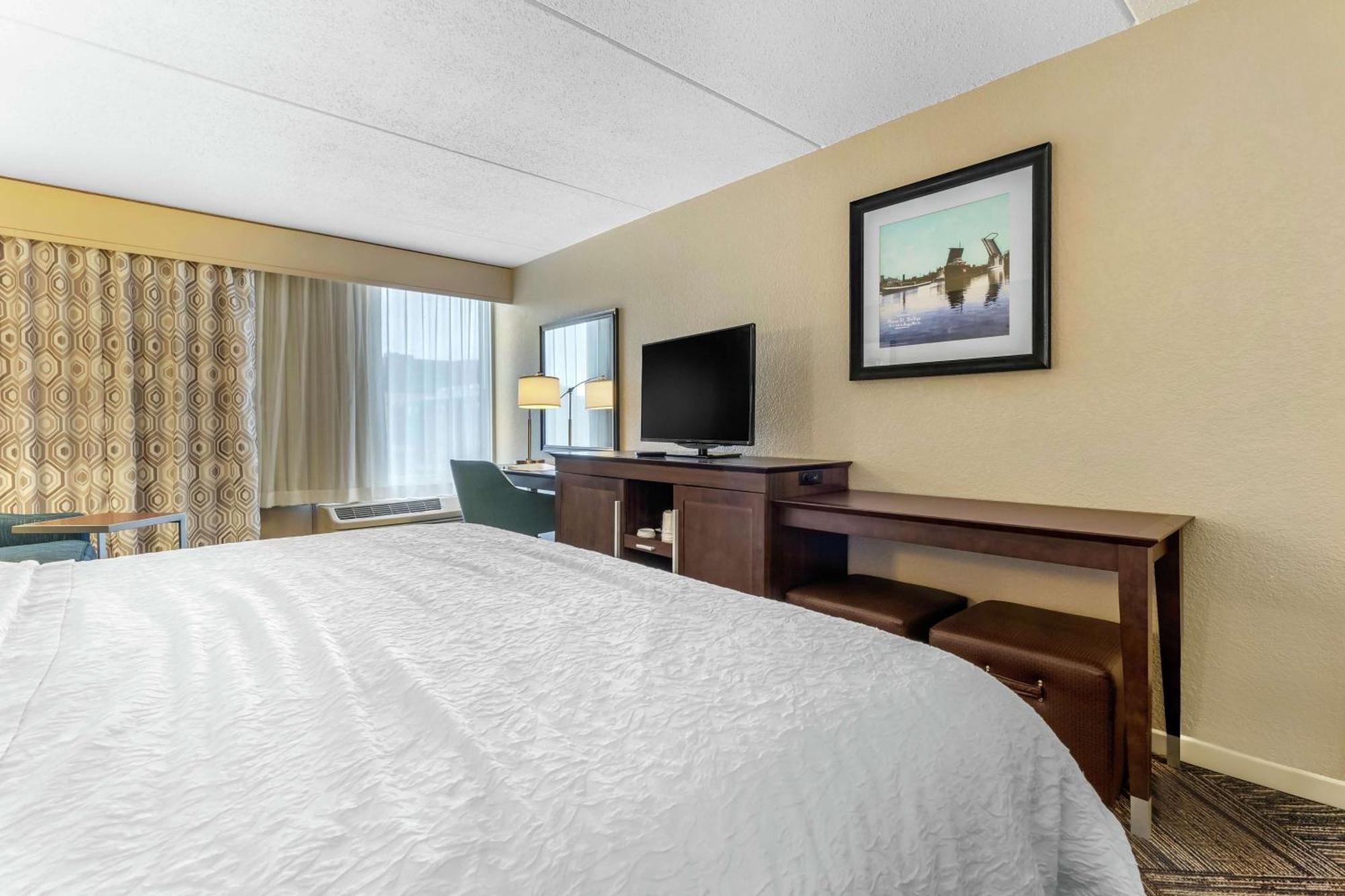 Hampton Inn Green Bay Downtown Buitenkant foto